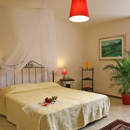 Uliveto Lägenhetshotell Garda (Verona)