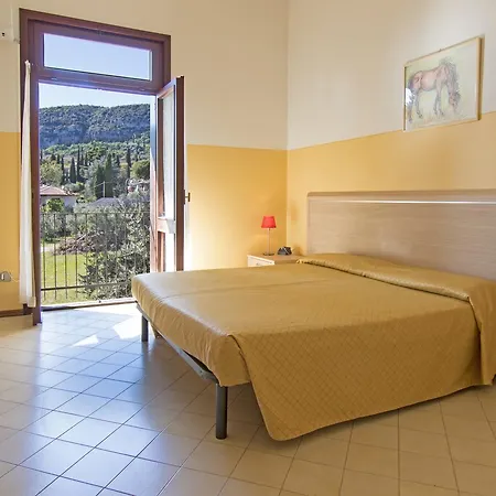 Uliveto 3* Garda (Verona)